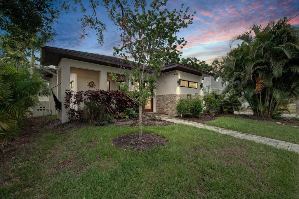 Courtyard Home With Pool, Spa & Sauna Close To Beach & City Center Sarasota Eksteriør bilde